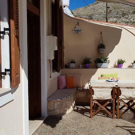 Mika'S House Villa Chalki Town Luaran gambar