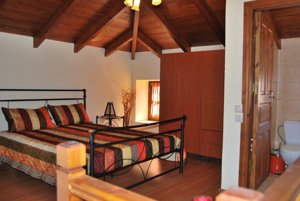 Mika'S House Villa Chalki Town Bilik gambar