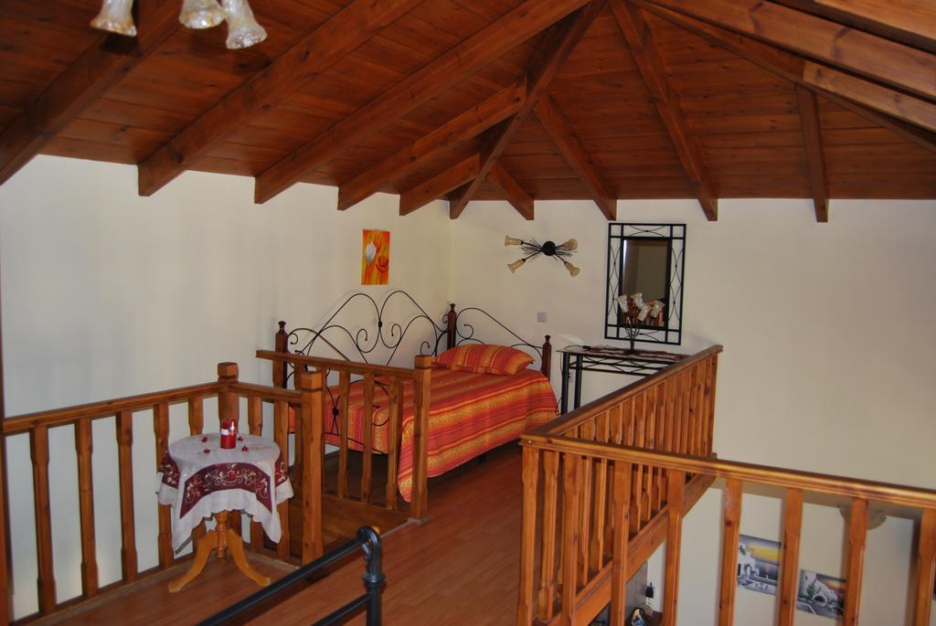 Mika'S House Villa Chalki Town Bilik gambar